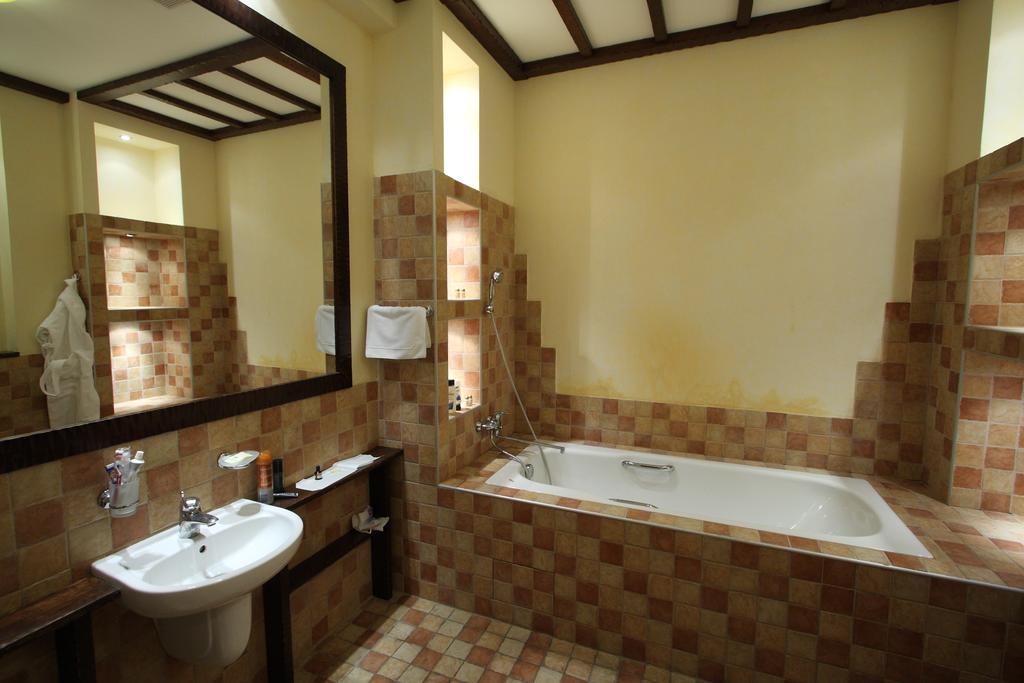Park-Hotel Butenko Stable Prociv Kültér fotó